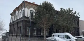 Kars ile Ardahan'da olumsuz hava koşulları etkili oluyor