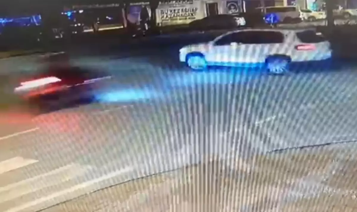 Motosikletli sanal medya ünlüsü kazada öldü, kaskını kız arkadaşı takmış