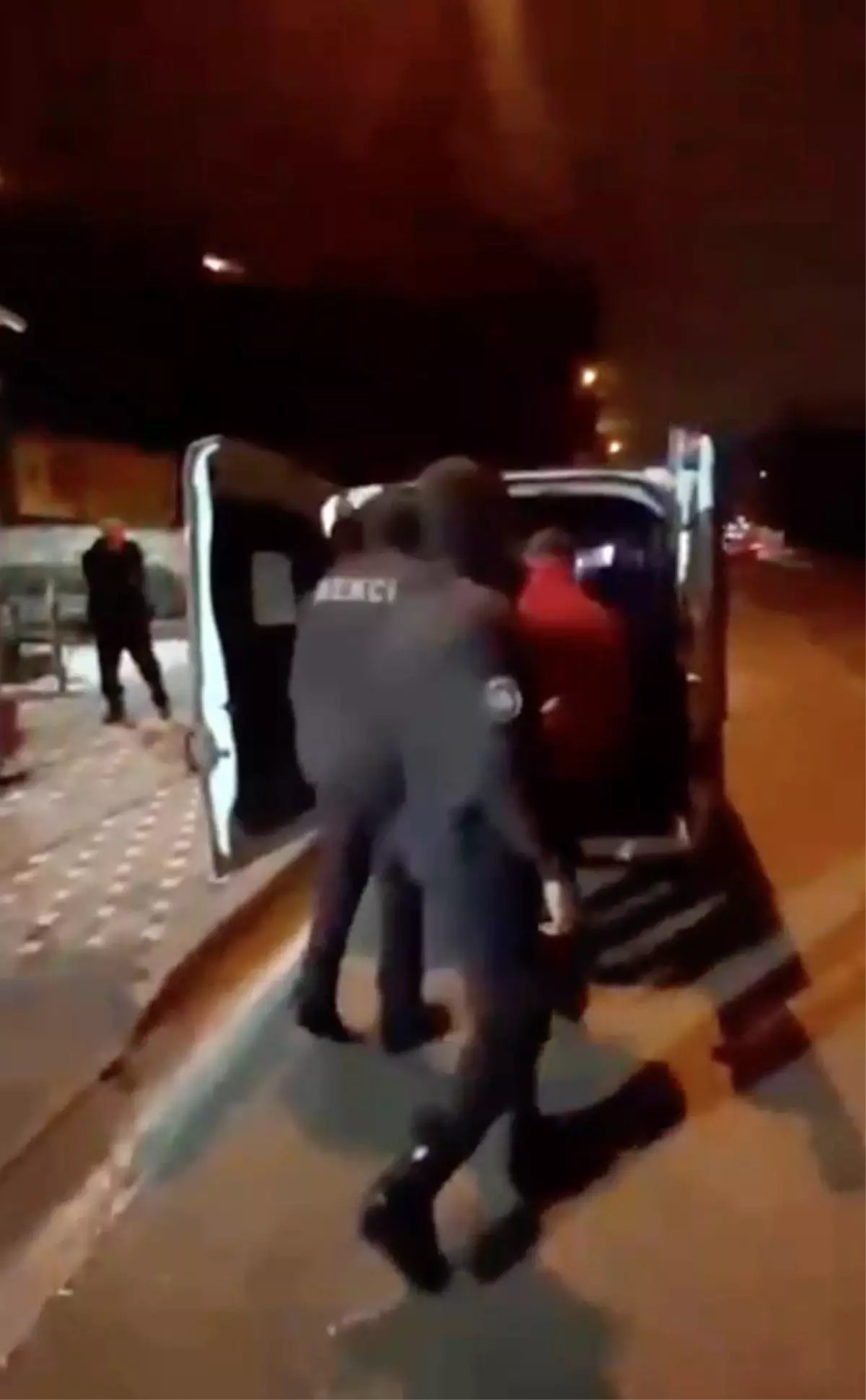 Osmangazi'de kesinleşmiş hapis cezası bulunan 3 şüpheli yaklandı