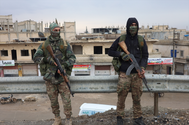 suriye ordusu operasyonu genisletti siviller 19473658 9348 m