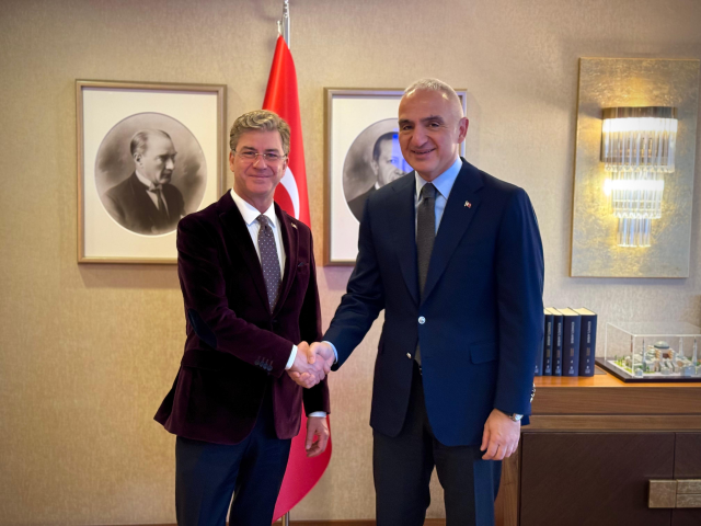 مهمة جديدة لبدري تان ساكتورك