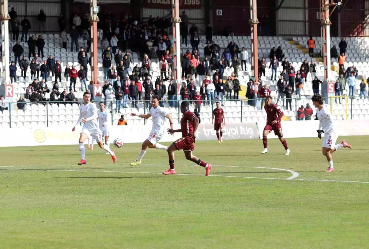 Trendyol 1. Lig: Bandırmaspor: 4 Pendiksporspor: 1