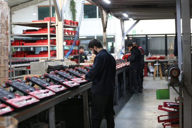 urettigi elektrikli supurgeleri yaklasik 50 19469019 5435 m