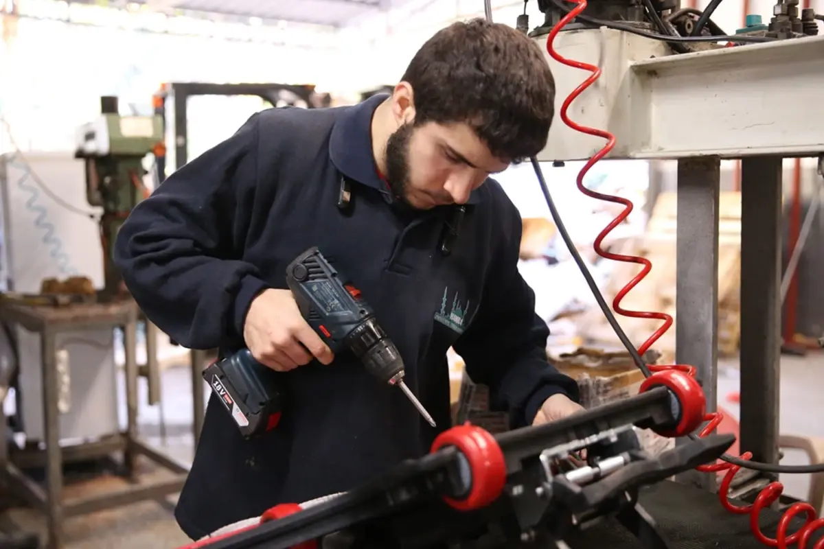 Hatay'da üretiliyor, 50 ülkeye satılıyor! Vidasına kadar yerli