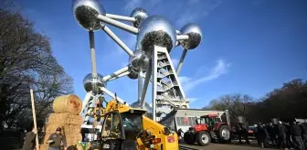 Brüksel'de çiftçilerden traktörlü MERCOSUR protestosu