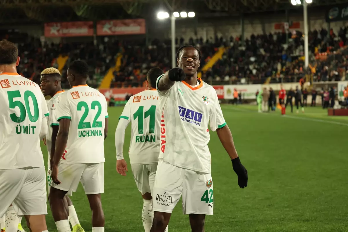 Corendon Alanyaspor – Fenerbahçe: 2-3