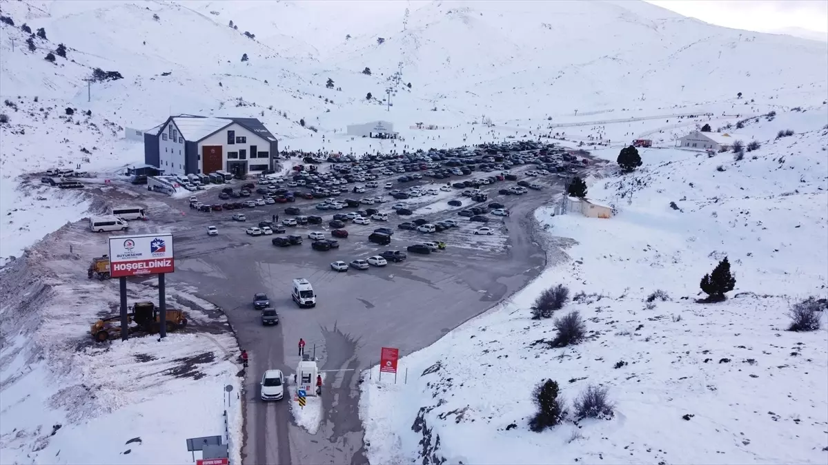 Denizli Kayak Merkezi sezonu açıldı