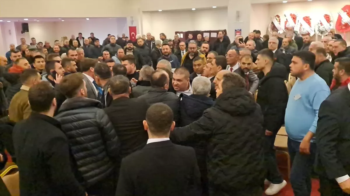 Edirne Şoförler ve Otomobilciler Odasının olağan Genel Kurulunda arbede