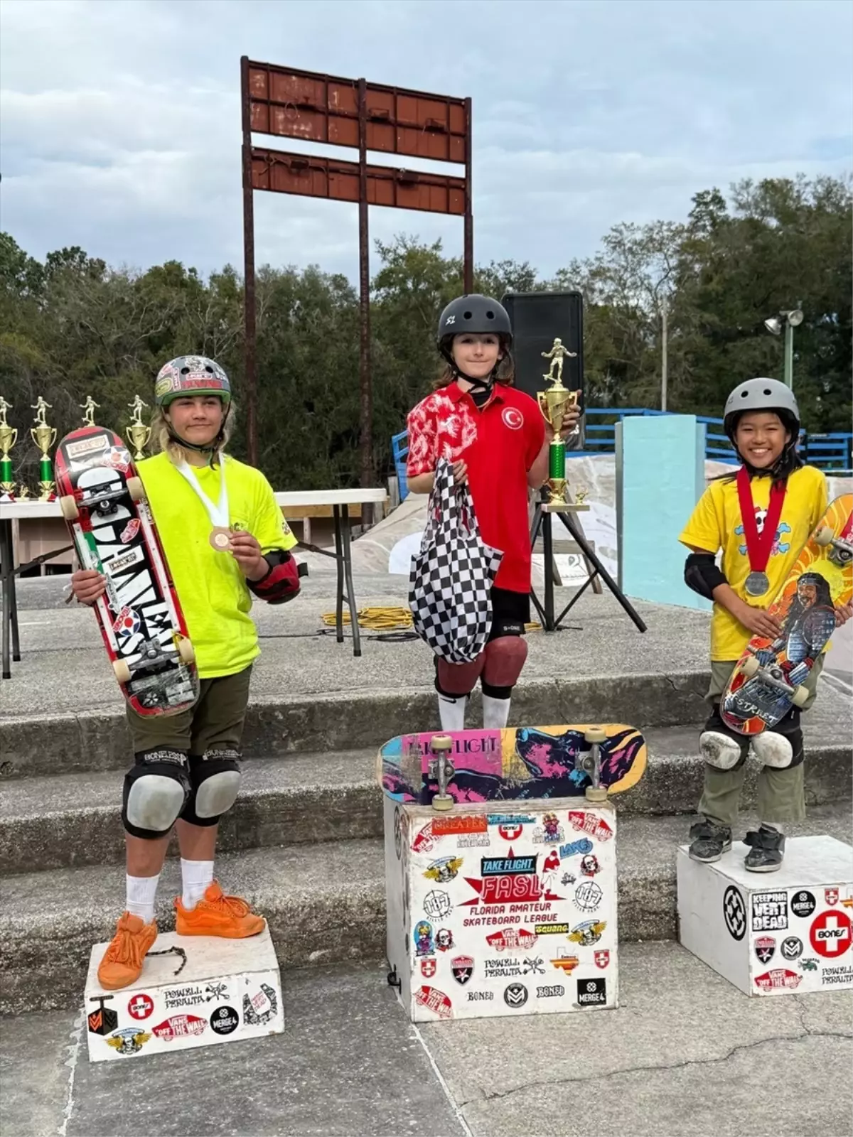 Ege Tok, ABD'deki kaykay yarışmasında şampiyon oldu