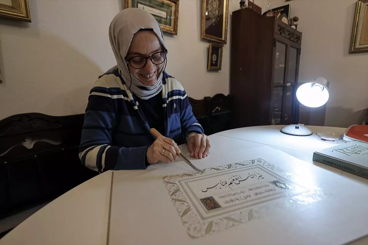 Gazete haberinden etkilenerek başladığı tezhip sanatını geleceğe taşımak için çalışıyor
