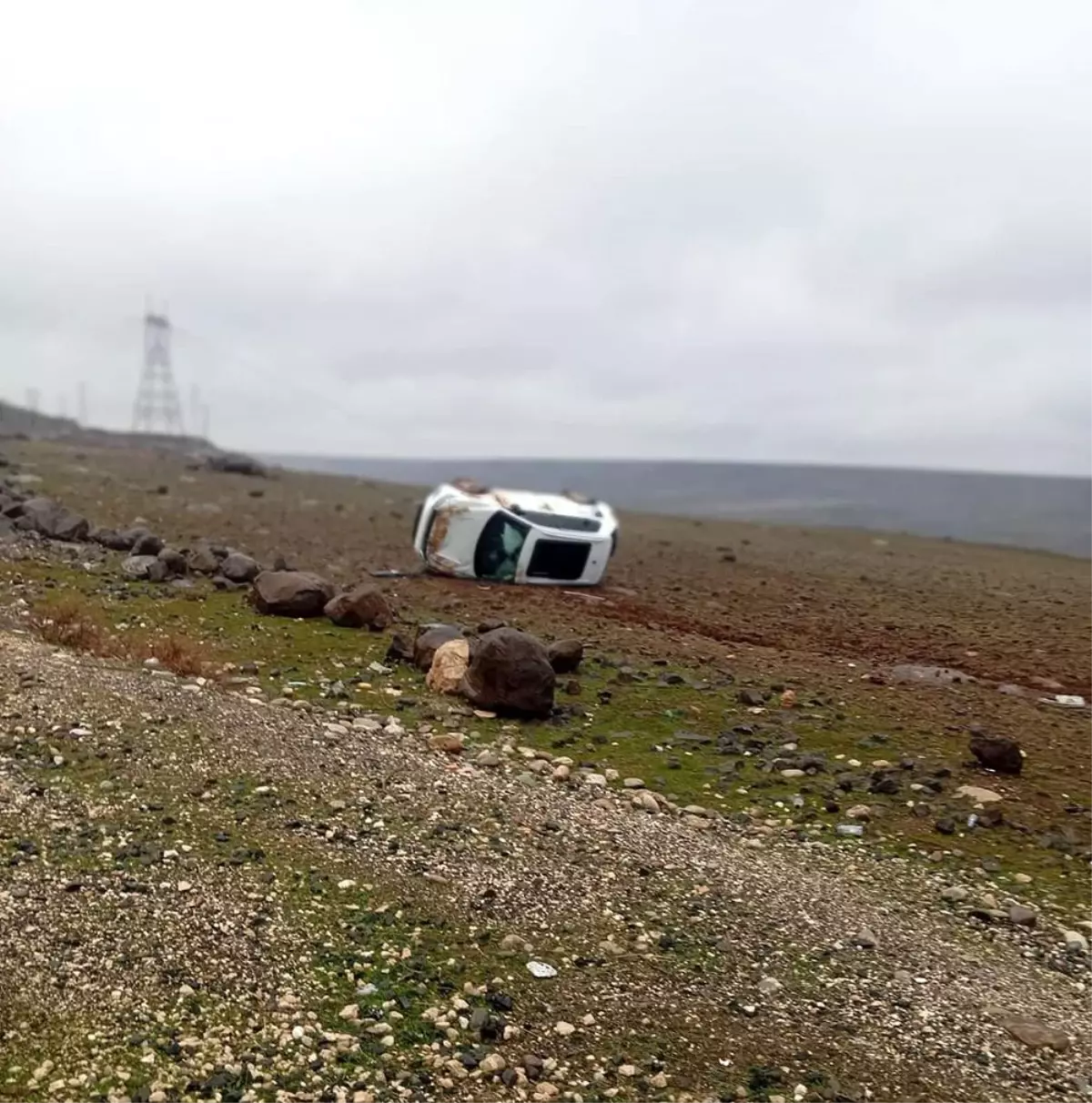 Gercüş'te araç takla attı, sürücü yara almadan kurtuldu