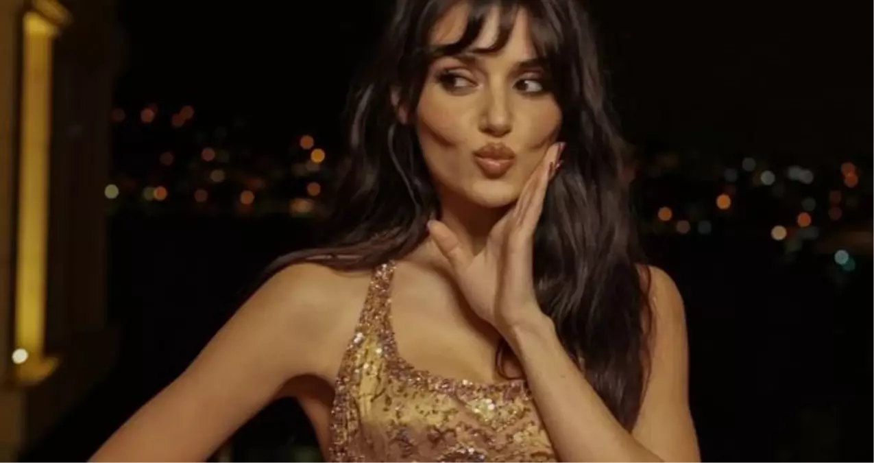 Hande Erçel, Riyad'da düzenlenen davette ne giydi? Hande Erçel, ELLE Style Awards ödül töreninde ne giydi?