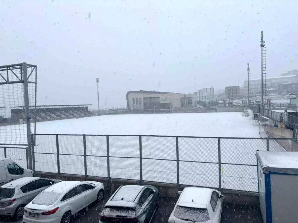 Kocaeli 2. Amatör Lig'de kar engeli