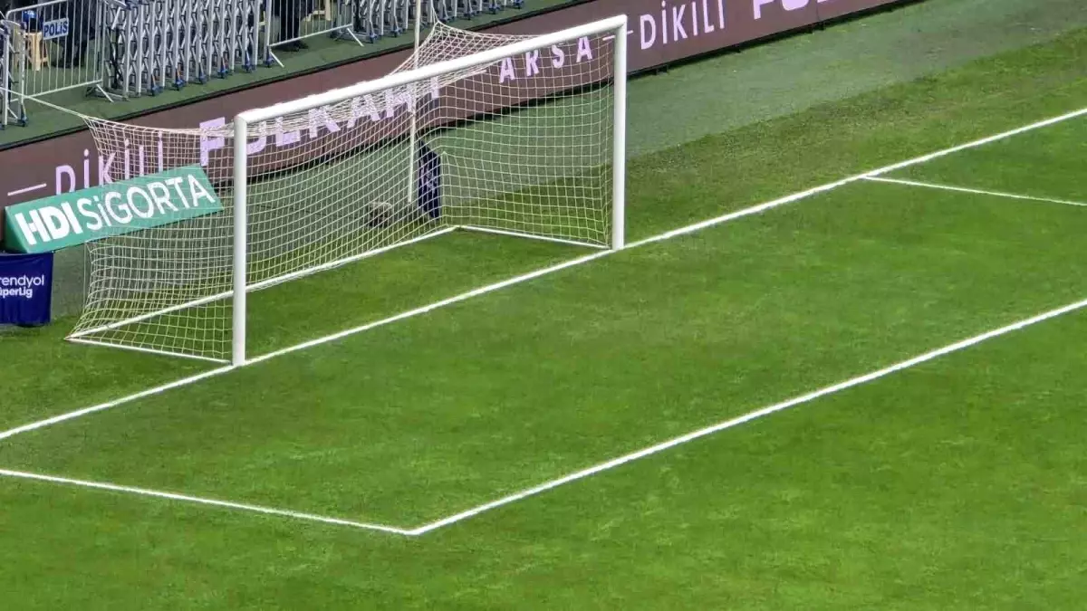 Kocaeli Stadyumu'nun zemini maça hazır