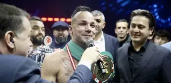 Demir Yumruk Şükrü Altay'dan Üç Kemer Birden