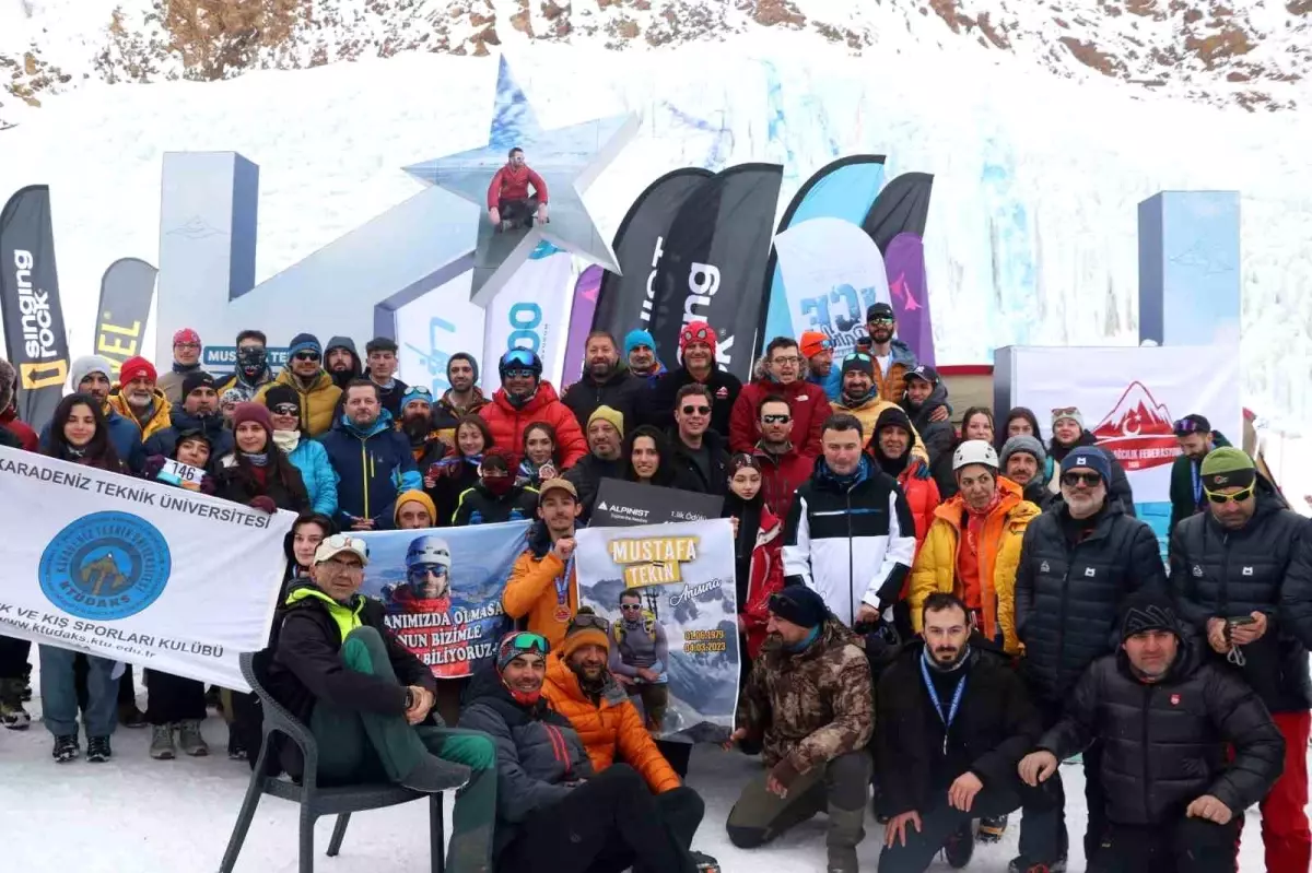 Palandöken Kayak Merkezi'nde Türkiye Buz Tırmanışı Şampiyonası gerçekleştirildi