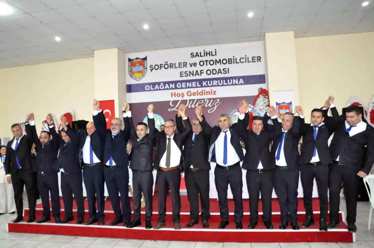 Salihli Şoförlerde Samet Balgönül, yeniden başkan seçildi