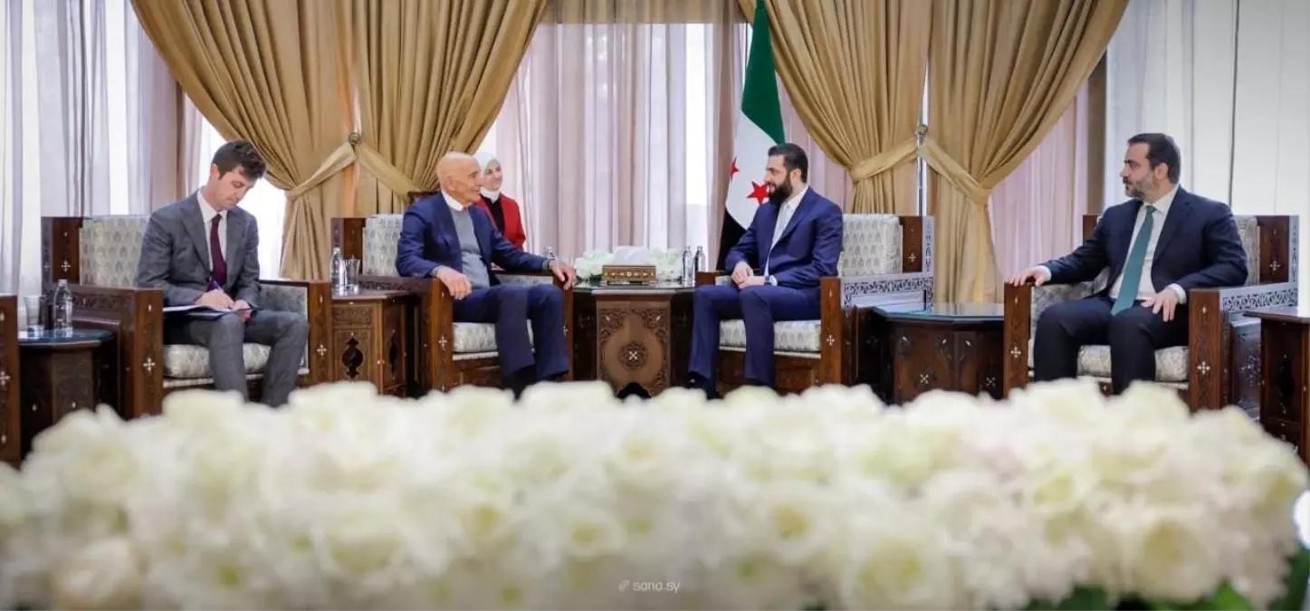 Suriye Devlet Başkanı eş-Şara, ABD'nin Suriye Özel Temsilcisi Barrack'ı kabul etti