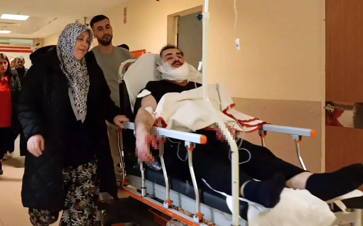 Tartıştığı kuzenini falçata ile yüzünden yaraladı