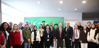 Adana'da Yeşilayın öncülüğündeki 'Bağımsız Genç Fikirler' projesi tanıtıldı