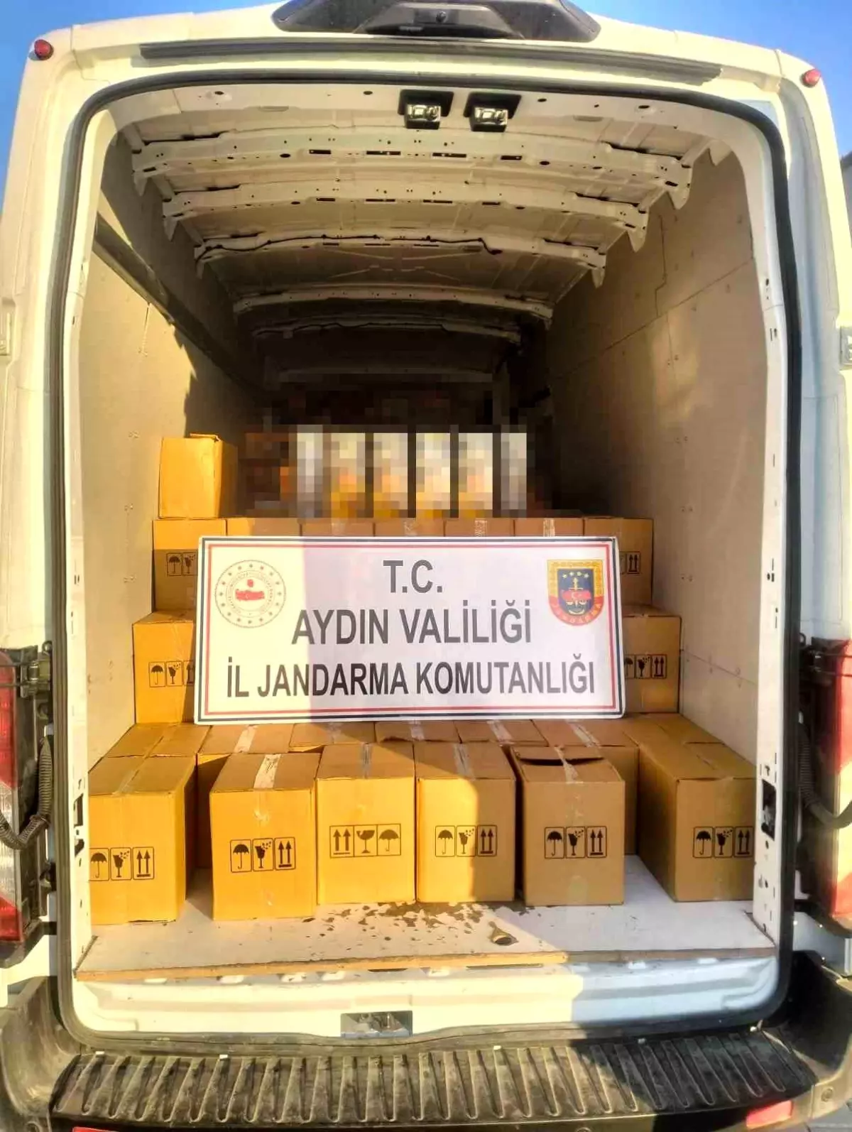 Aydın'da 4 bin 200 litre tağşiş zeytinyağı ele geçirildi