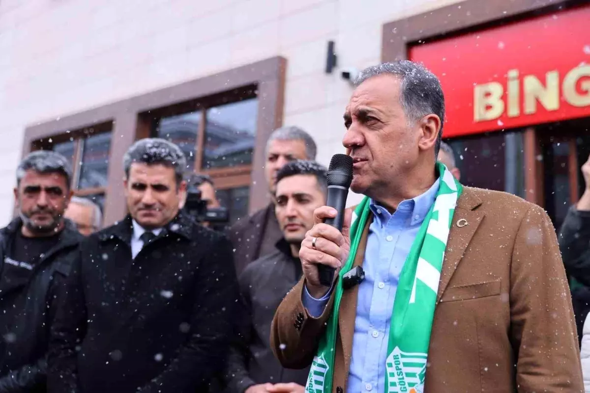 Bingöl Valisi Usta'dan duygusal veda: "Çok güzel bir şehirde valilik yaptım"