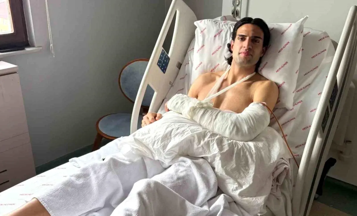 Bursaspor'da Baran Başyiğit operasyon geçirdi