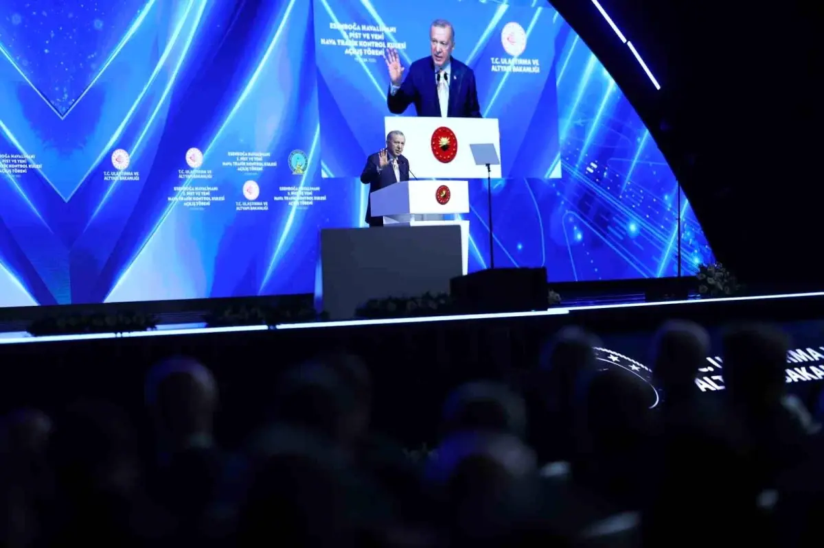 Cumhurbaşkanı Erdoğan: "Türkiye'yi dünyanın en geniş uçuş alanına sahip ülkelerinden biri yaptık"