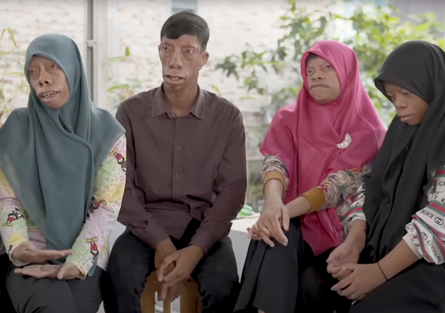 The world is talking about them! The 'Lizard Family' quickly became a phenomenon