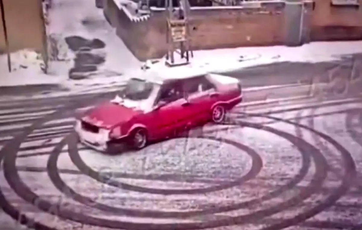 Gaziantep'te drift yaparak tehlike saçan sürücü ve araç sahibine ceza