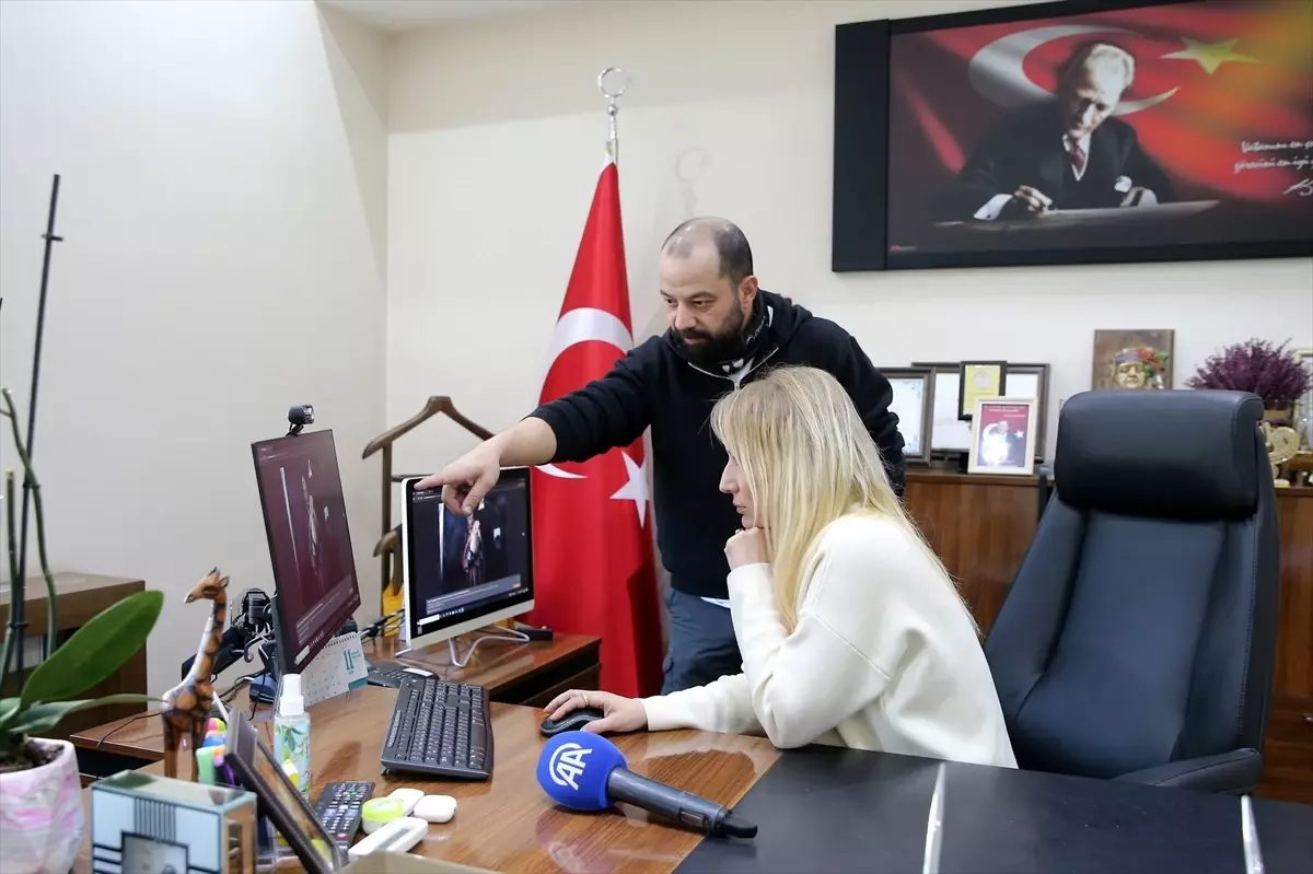 Muğla İl Sağlık Müdürü Akça, AA'nın 'Yılın Kareleri' oylamasına katıldı