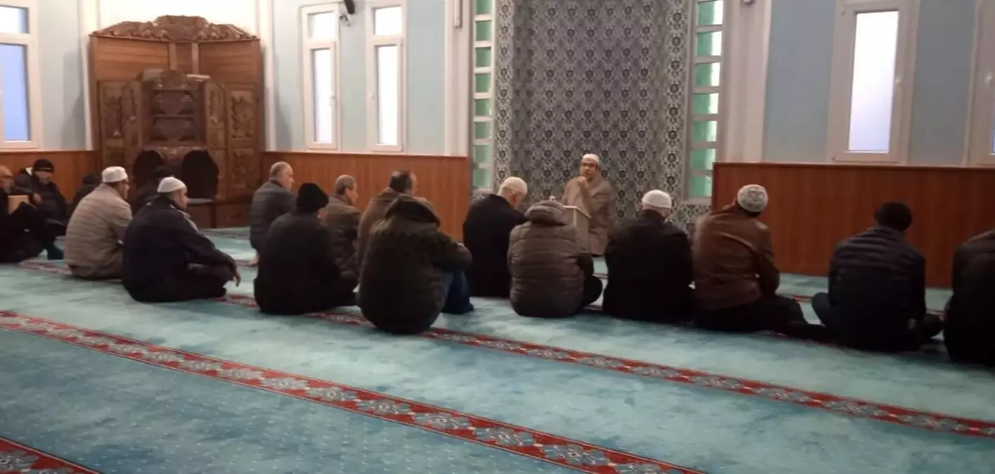 Söke'de Hacı Ahmet Özbaş Camii'nde sabah namazı buluşması