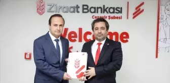 Türkiye'nin Cezayir Büyükelçisi Küçükyılmaz, Ziraat Bankası'nı ziyaret ederek resmi hesap açtı