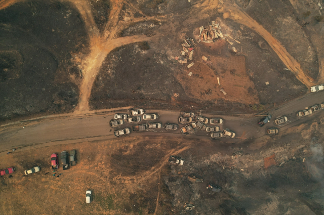 البلد يعاني من الكارثة! 300 منزل تحول إلى رماد، تم إعلان حالة الطوارئ