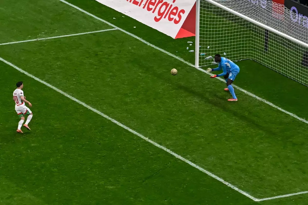 Yıllarca unutulmayacak final! Sahadan çekildiler, geri döndüler, 90+24'te penaltı kurtarıp şampiyon oldular