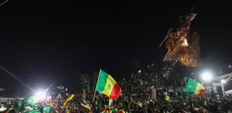 Yıllarca unutulmayacak final! Son düdükle birlikte tüm ülke sokağa döküldü