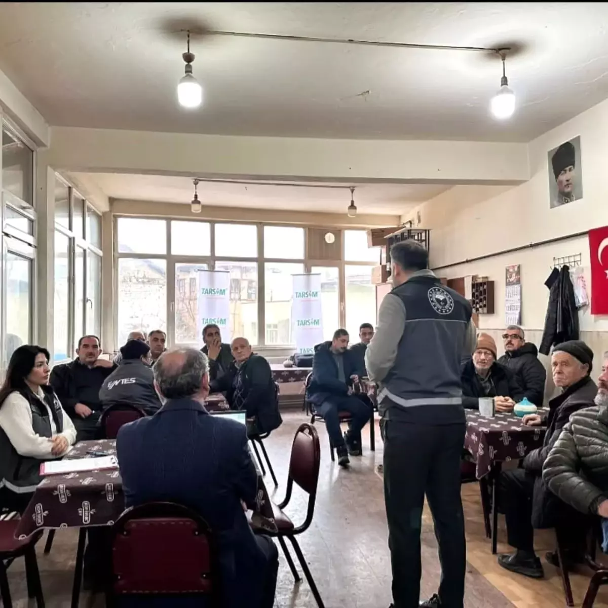 Bilecik'te tarım yetkilileri üreticilerle sahada buluştu