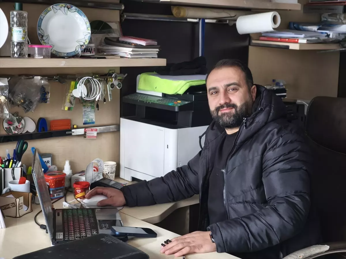 Bingöl'de esnaf, AA'nın 'Yılın Kareleri' oylamasına katıldı