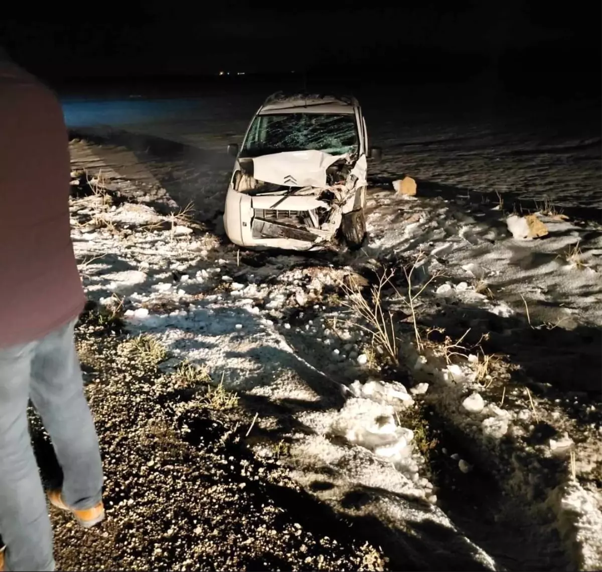 Diyarbakır'da 3 araçlı zincirleme kaza: 2 yaralı