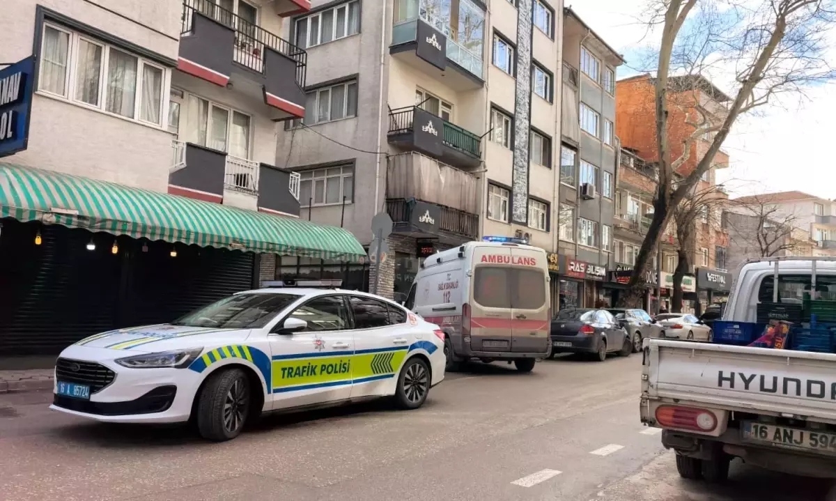 İnegöl'de genç adam evinde ölü bulundu