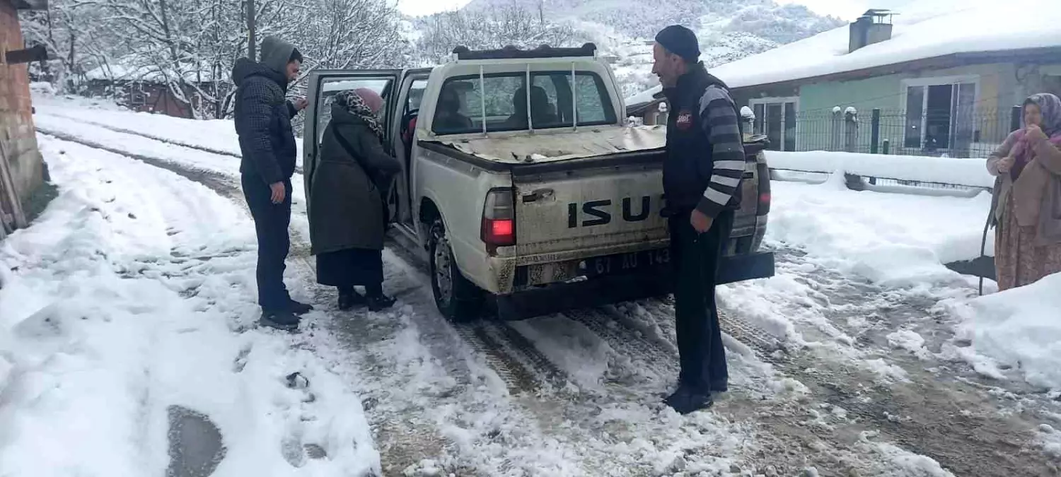 Kanser hastası kadına köy hizmetleri ekipleri yetişti