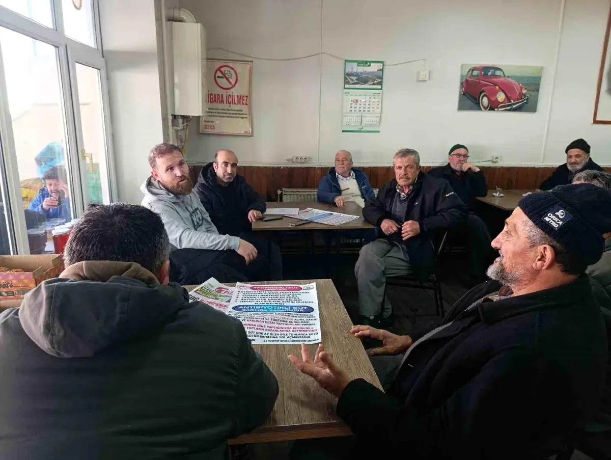 Pazaryeri'nde üreticiye tarımsal bilgilendirme