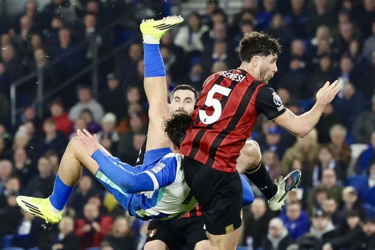 Premier Lig'de müthiş maç! 1 puanı röveşata golüyle aldılar