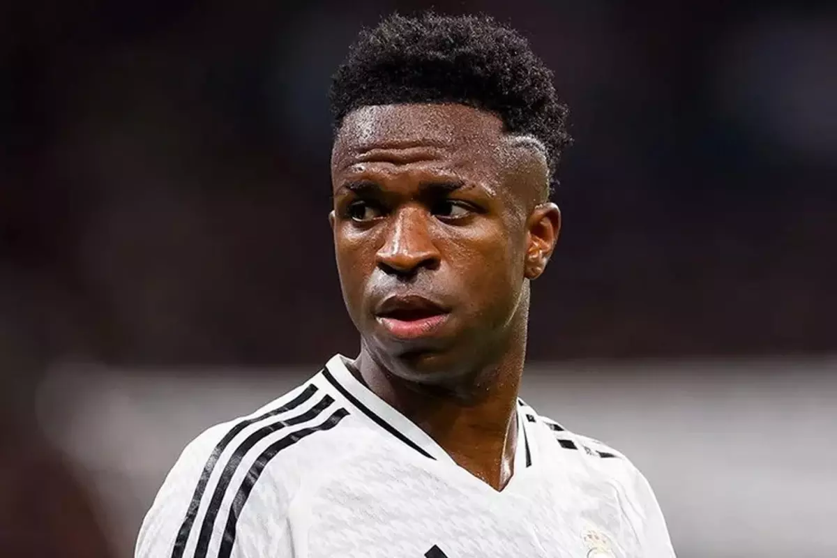 Real Madrid taraftarından Vinicus Junior'a protesto