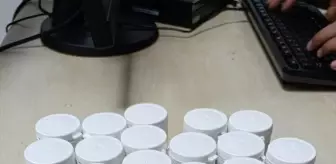 Salihli'de uyuşturucu hapla yakalanan 2 kişi tutuklandı