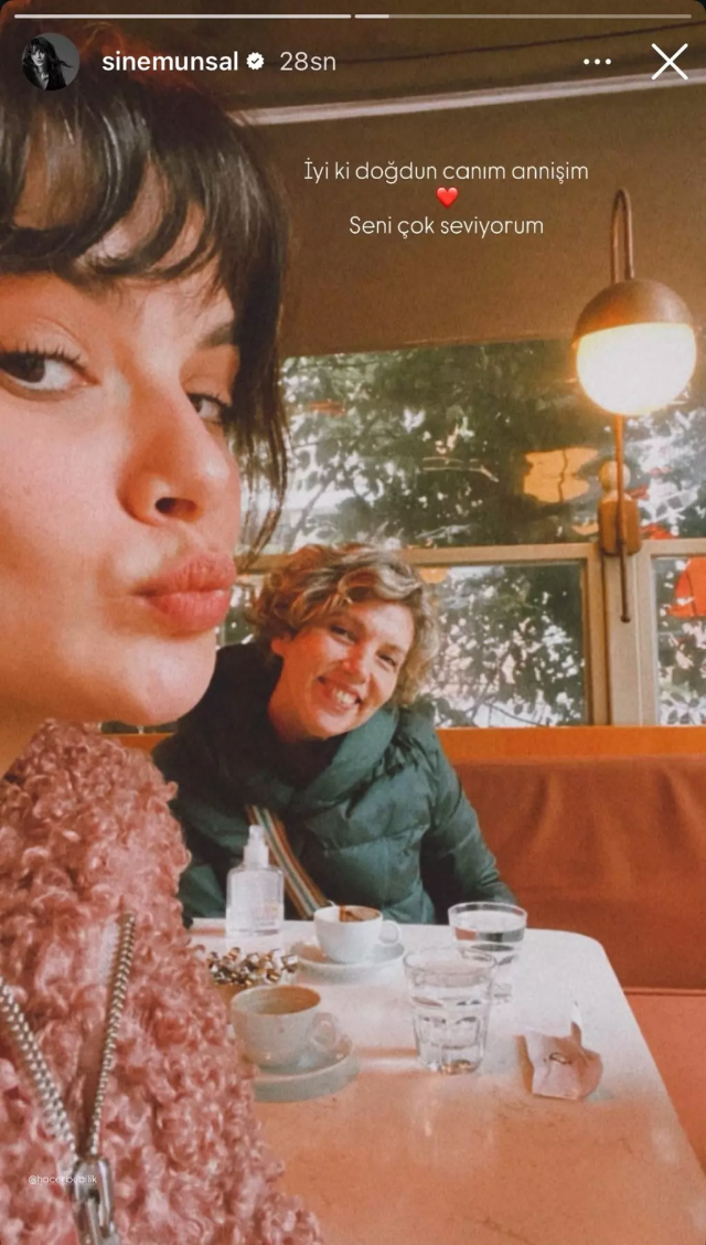 sinem unsal annesinin fotografini paylasti 19484035 6054 m