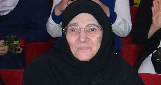 Şule Yüksel Şenler kimdir? Şule Yüksel Şenler, nereli, kaç yaşında vefat etti? Şule Yüksel Şenler kimdir? Şule Yüksel Şenler, nereli, kaç yaşında vefat etti?