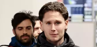 Trabzonspor'un prensipte anlaştığı Mathias Lovik, Trabzon'a geldi