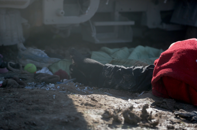 ypg nin haseke de katlettigi 10 sivilin cesedine 19483748 7259 m