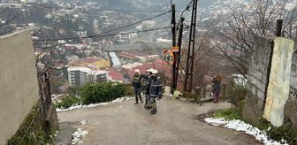 Zonguldak'ta bir ev heyelanda zarar gördü